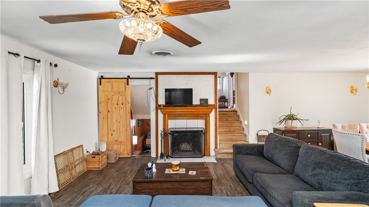 71 Bent Road East Providence, RI 02916 - Photo 13 of 37