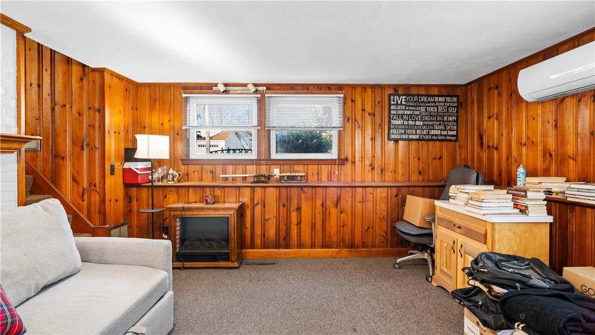 71 Bent Road East Providence, RI 02916 - Photo 23 of 37