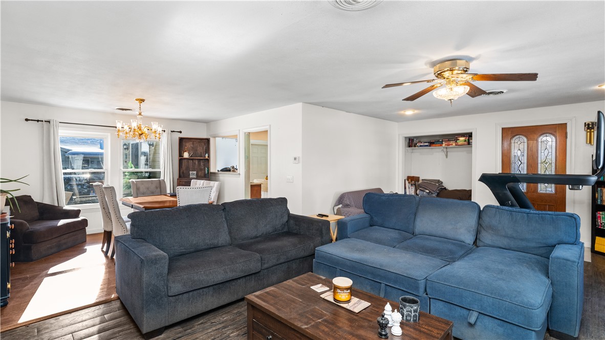 71 Bent Road East Providence, RI 02916 - Photo 10 of 37