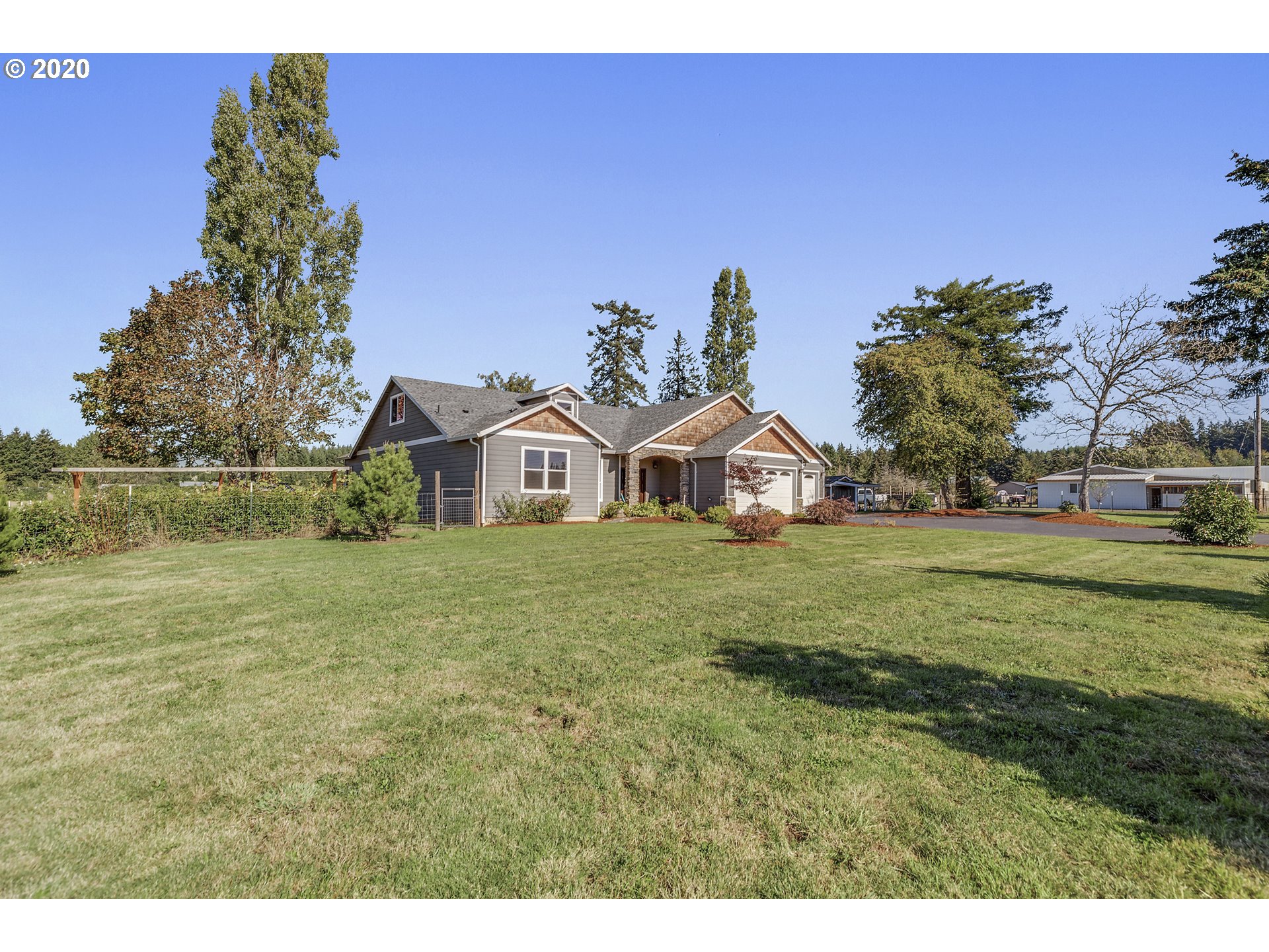 35387 Southeast Tracy Road Estacada, OR 97023 - Photo 3 of 32 Gallery Image 3