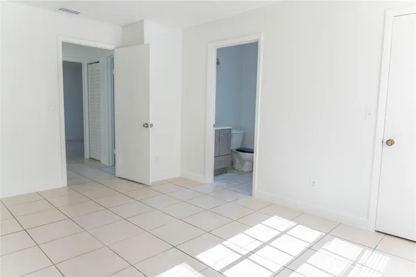 $2,400 | 11680 Northwest 39th Street, Coral Springs, FL 33065