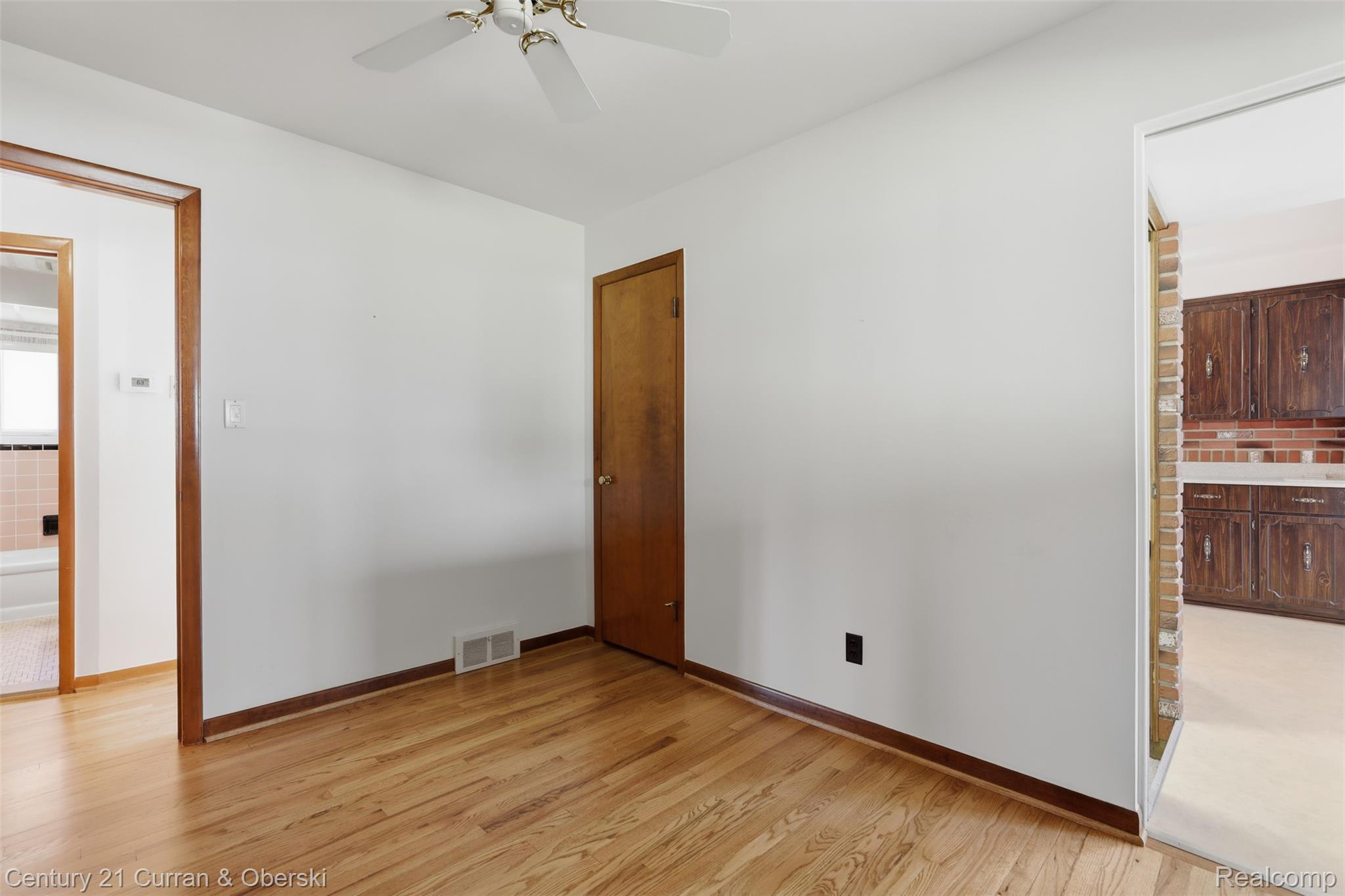 2464 Cornell Street Dearborn, MI 48124 - Photo 21 of 38