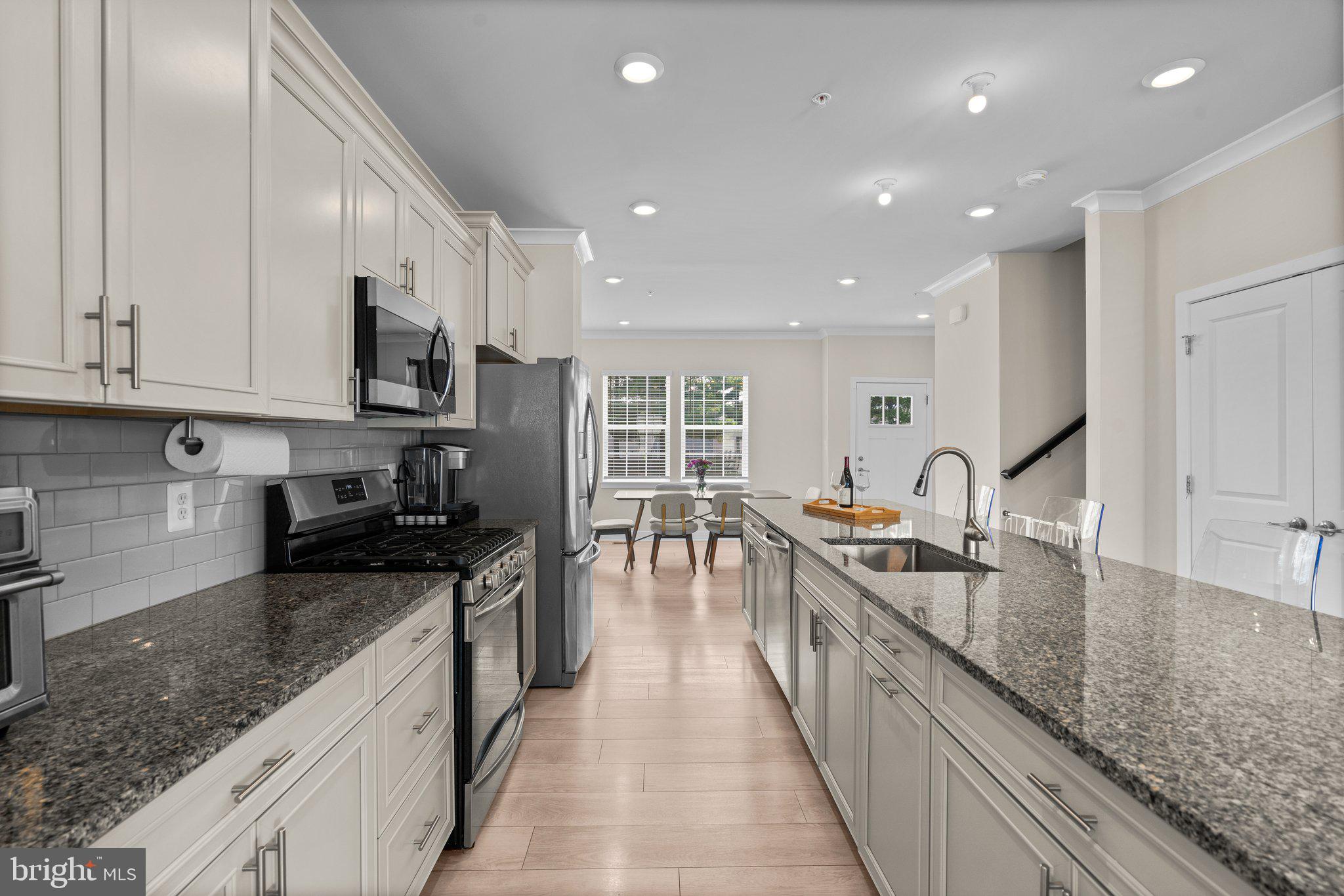 7872 Johnnycake Road Windsor Mill, MD 21244 - Photo 15 of 40