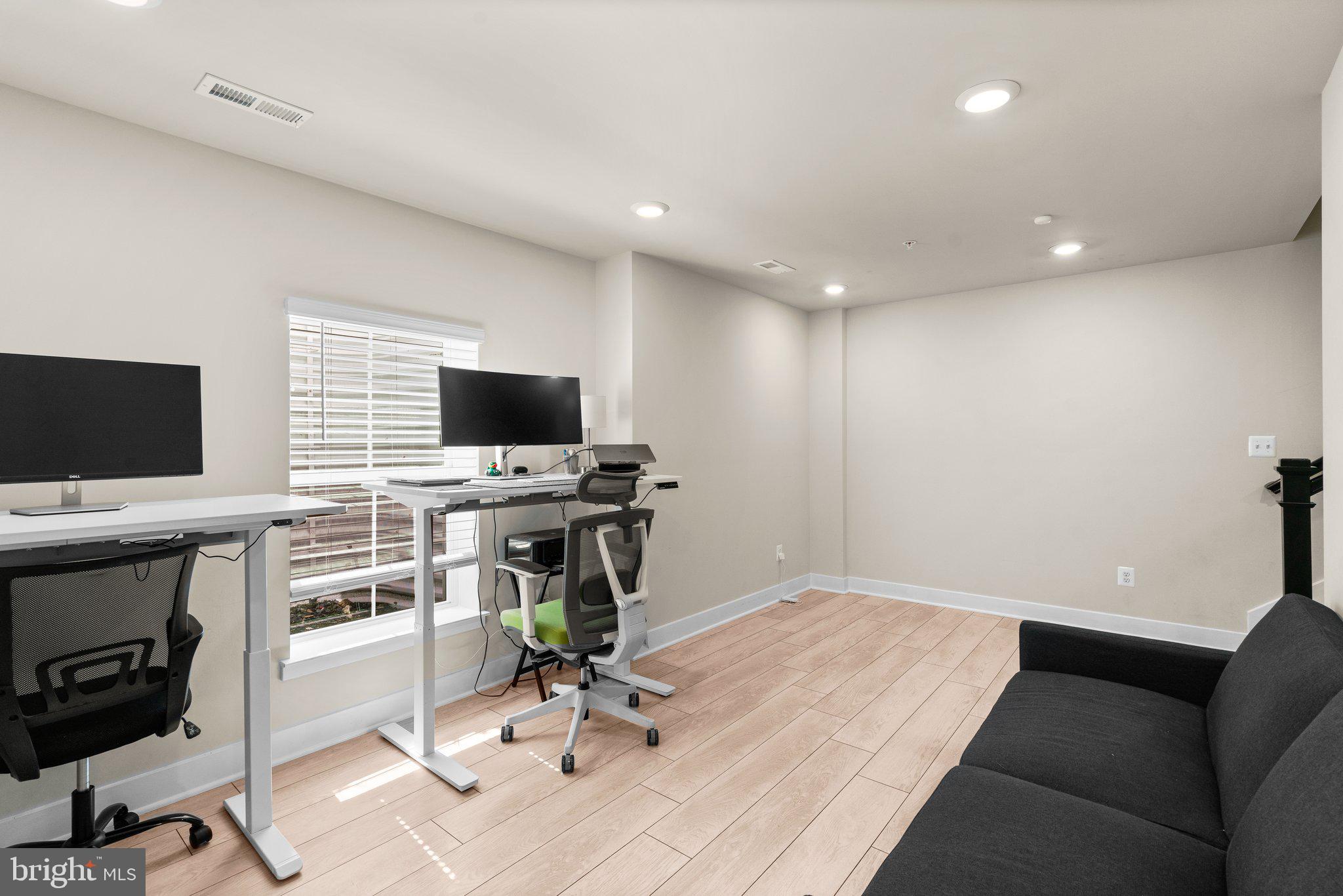 7872 Johnnycake Road Windsor Mill, MD 21244 - Photo 32 of 40