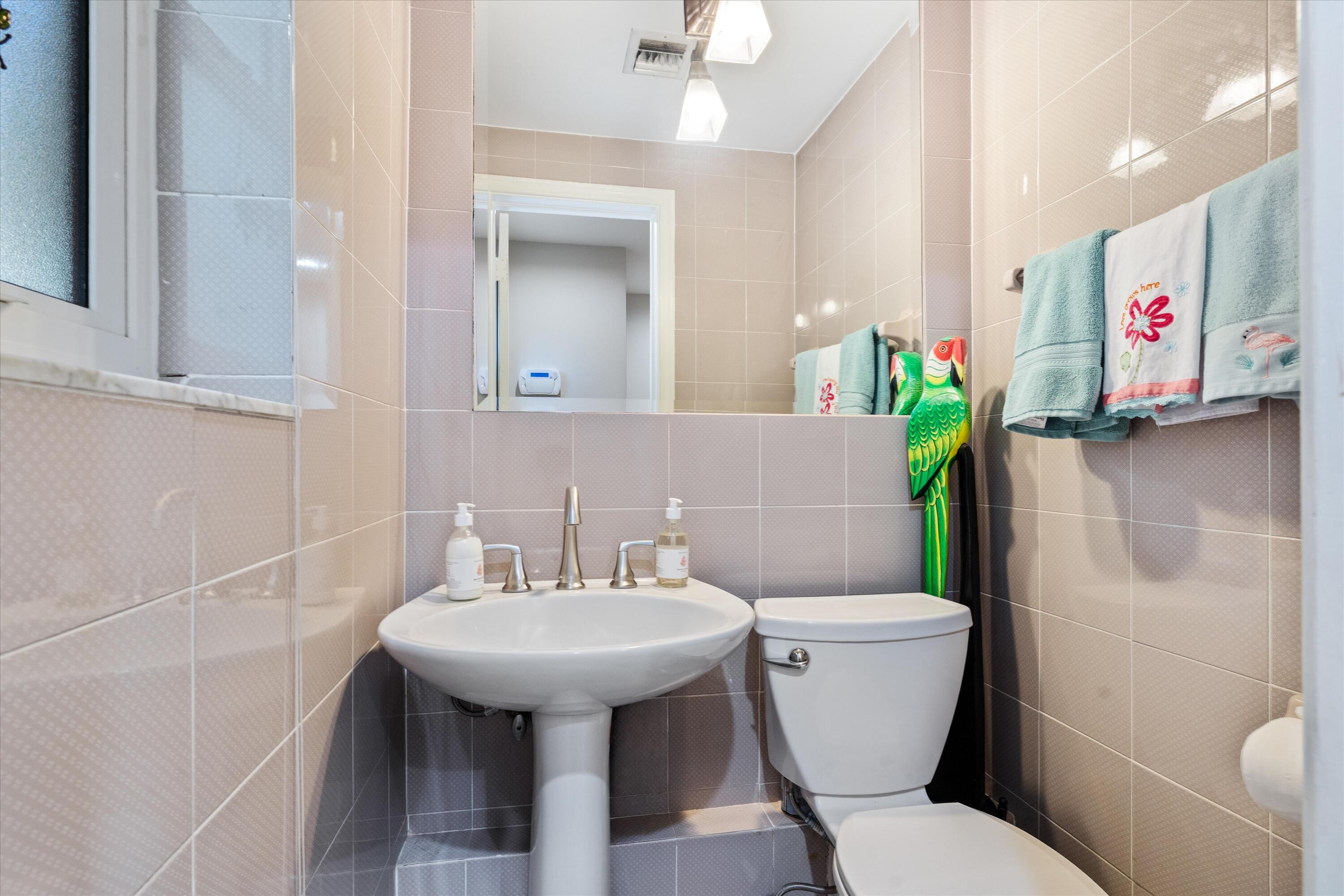 6590 North Ocean Boulevard, Unit 9 Ocean Ridge, FL 33435 - Photo 15 of 28 12-6590 N Ocean Blvd #9 Ocean Ridge, FL-