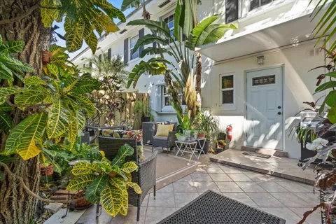 $565,000 | 6590 North Ocean Boulevard, Unit 9, Ocean Ridge, FL 33435