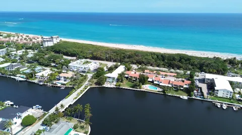 $565,000 | 6590 North Ocean Boulevard, Unit 9, Ocean Ridge, FL 33435