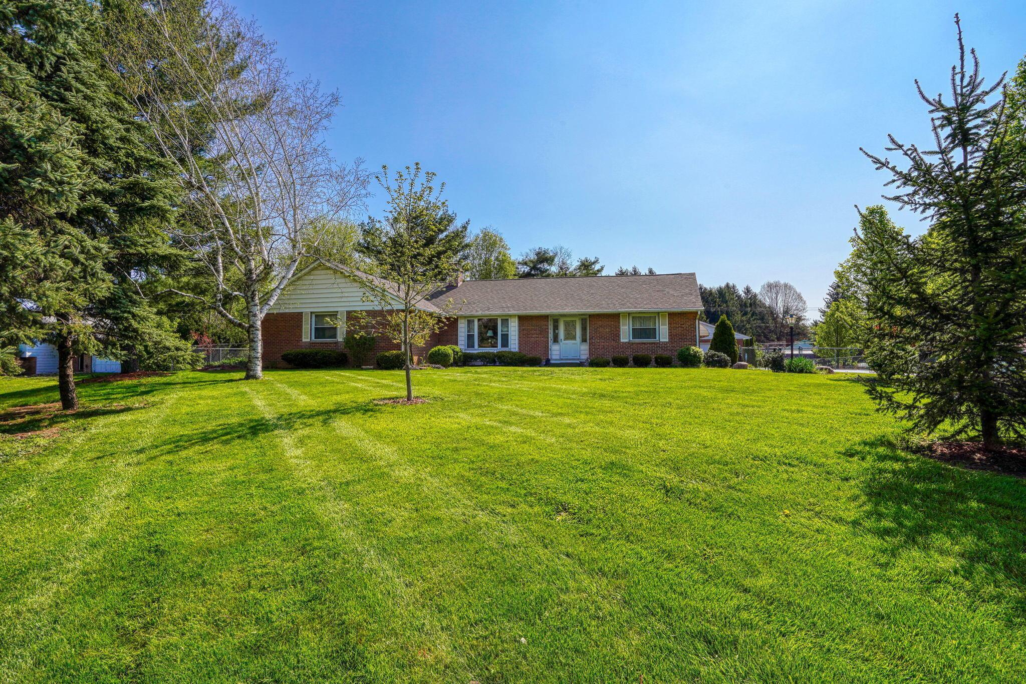 3586 South Hamilton Road Columbus, OH 43232 - Photo 43 of 57 Yard