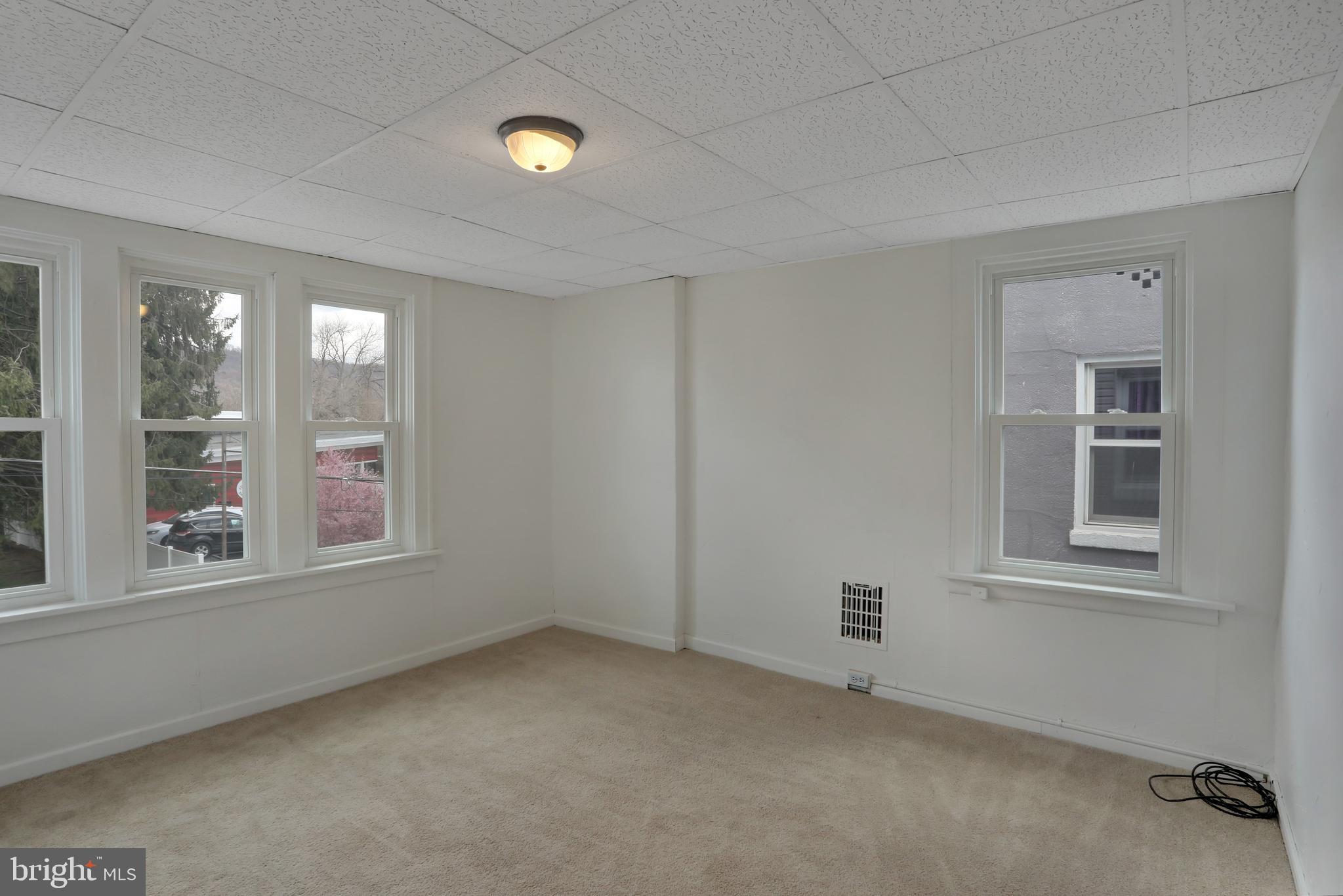 621 Lucknow Road Harrisburg, PA 17110 - Photo 18 of 27 Gallery Image 18