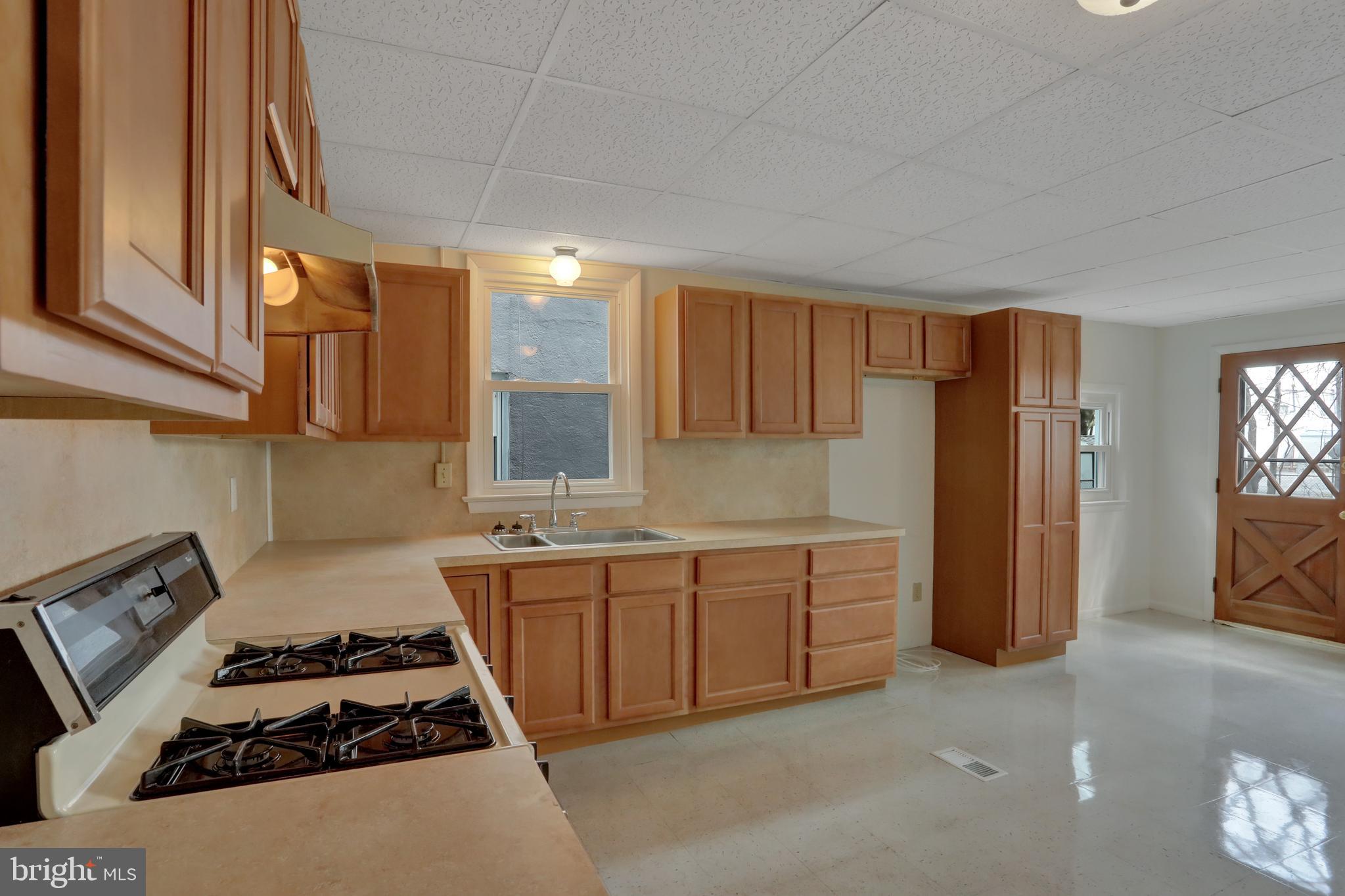 621 Lucknow Road Harrisburg, PA 17110 - Photo 9 of 27 Gallery Image 9