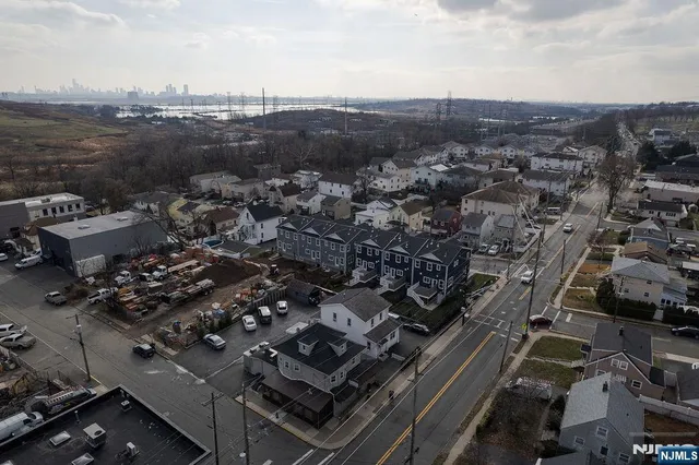 $509,900 | 612 Schuyler Avenue, North Arlington, NJ 07031