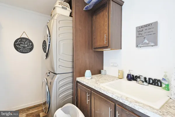 $479,000 | 559 Tatonka Trail, Delray, WV 26714