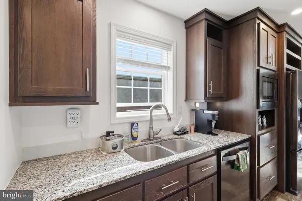 $479,000 | 559 Tatonka Trail, Delray, WV 26714