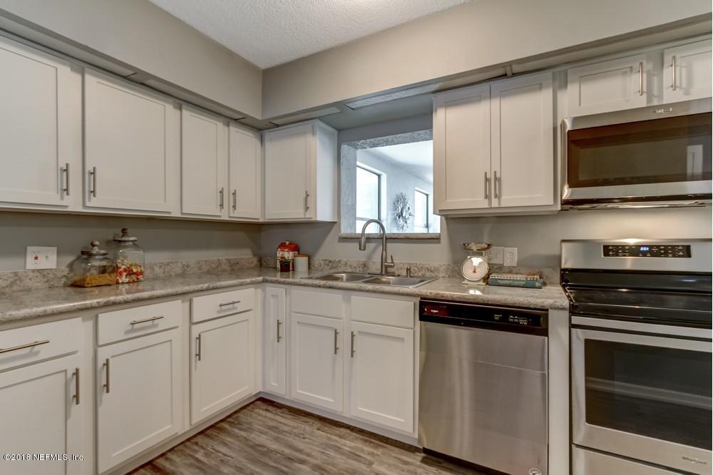 7248 Ridgeway Road North Jacksonville, FL 32244 - Photo 12 of 36 Rave Home Staging Jacksonville (12) Web