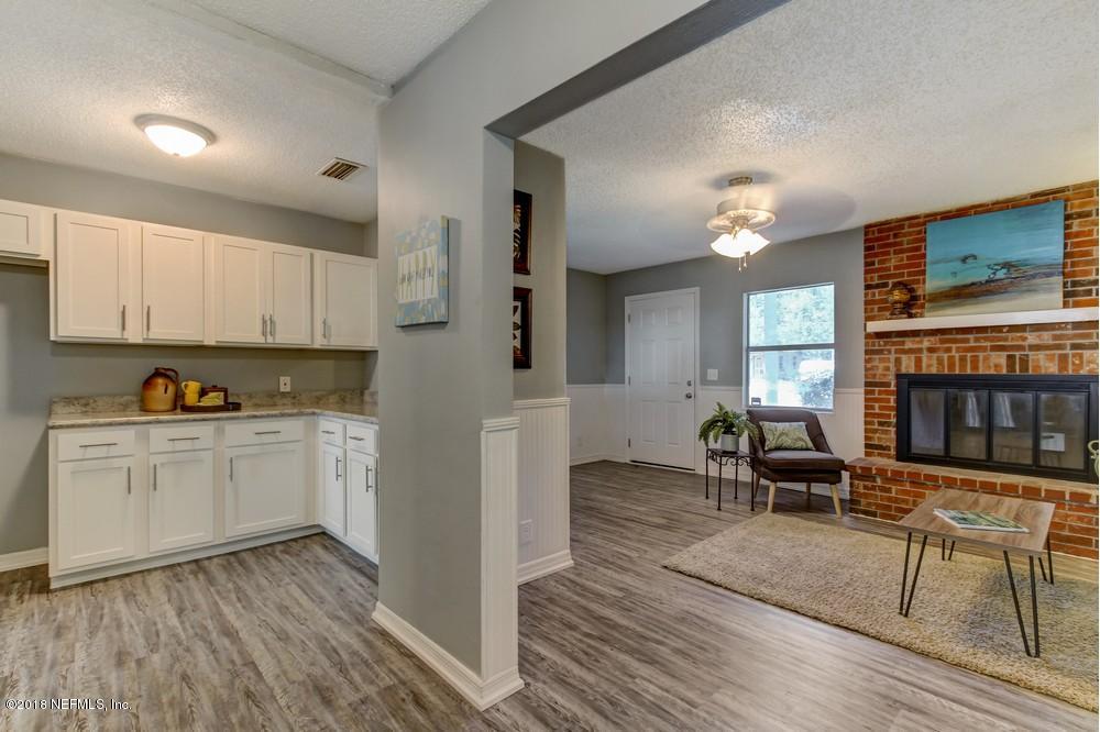 7248 Ridgeway Road North Jacksonville, FL 32244 - Photo 13 of 36 Rave Home Staging Jacksonville (13) Web