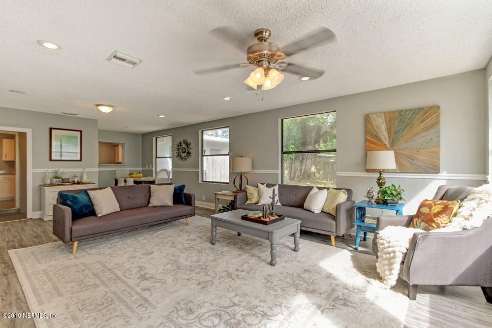 7248 Ridgeway Road North Jacksonville, FL 32244 - Photo 27 of 36 Rave Home Staging Jacksonville (27) Web