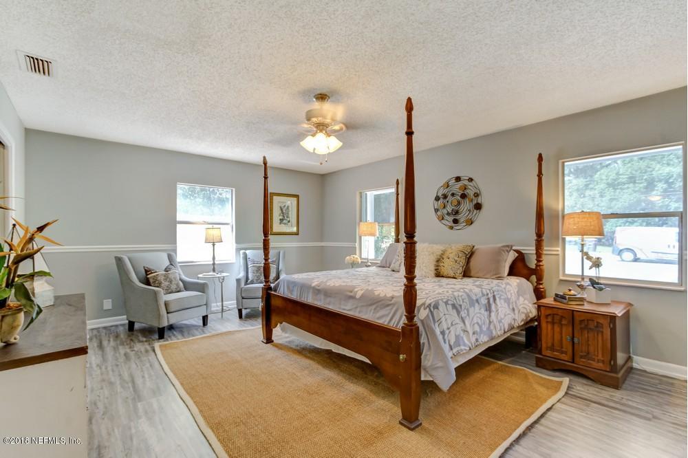 7248 Ridgeway Road North Jacksonville, FL 32244 - Photo 5 of 36 Rave Home Staging Jacksonville (5) Web