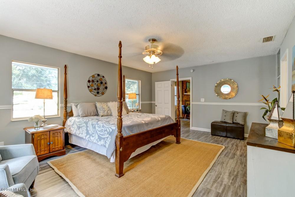 7248 Ridgeway Road North Jacksonville, FL 32244 - Photo 7 of 36 Rave Home Staging Jacksonville (7) Web