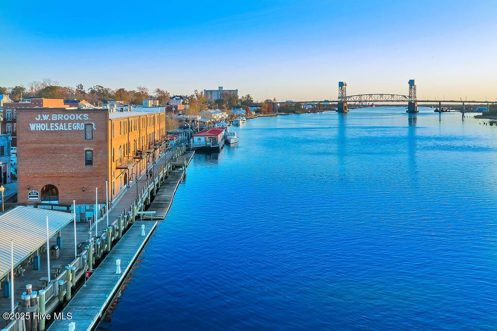 118 Dock Street, Unit 9 Wilmington, NC 28401 - Photo 37 of 39 DowntownWilmingtonDrone-02