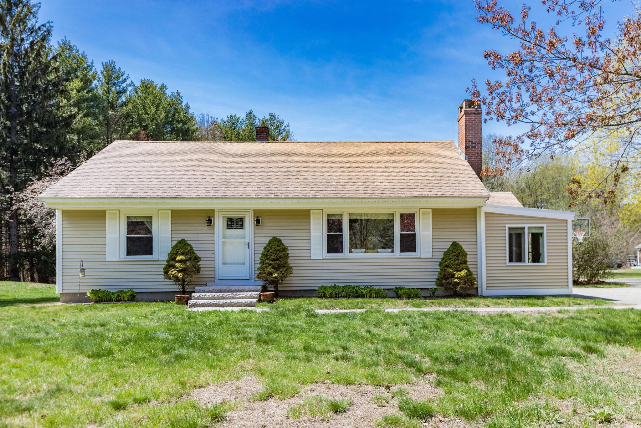 180 Post Road Greenland, NH 03840 - Photo 1 of 60 Gallery Image 1