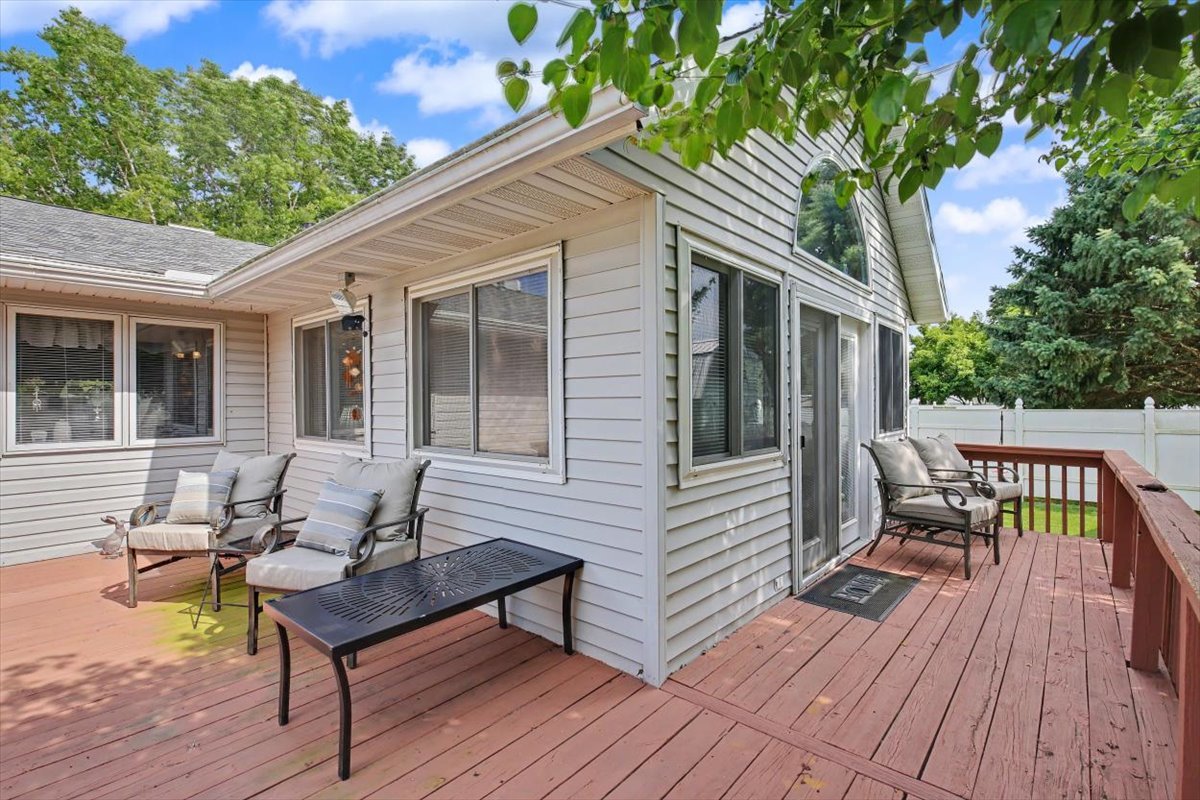809 Cherokee Lane Pontiac, IL 61764 - Photo 27 of 38