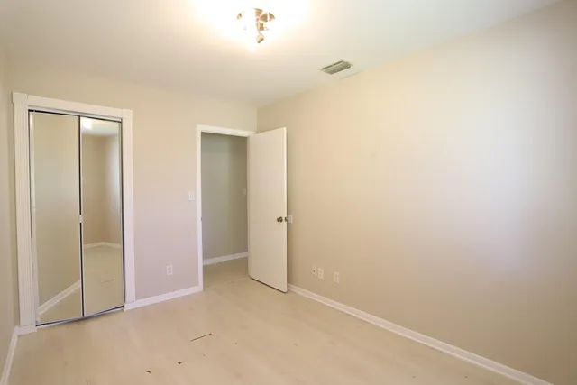 $2,050 | 101 Shoreview Drive, Greenacres, FL 33463