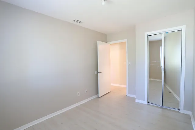 $2,050 | 101 Shoreview Drive, Greenacres, FL 33463