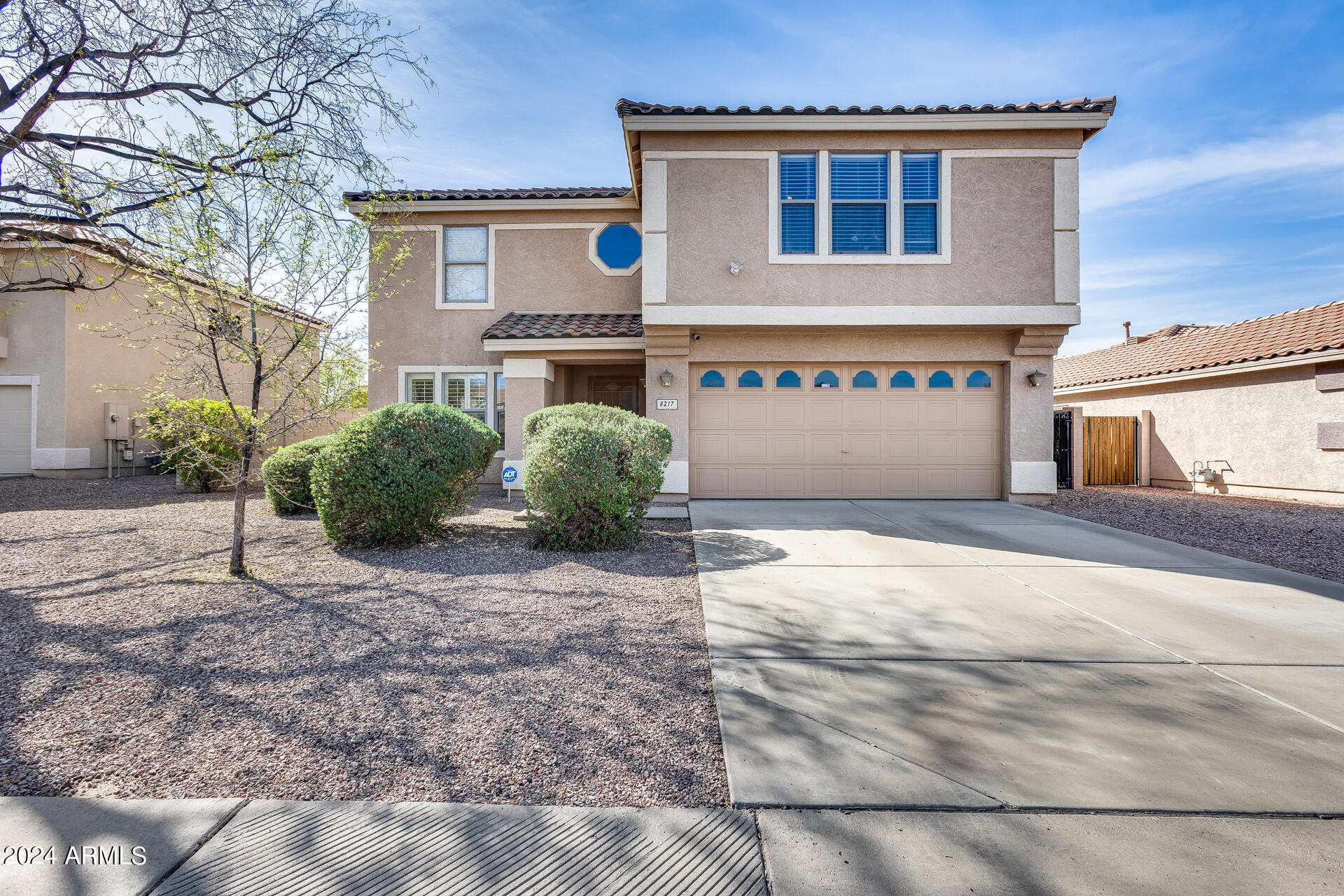 8217 West Hatcher Road Peoria, AZ 85345 - Photo 1 of 51