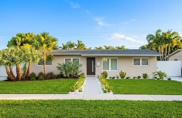 $5,350 | 10330 Southwest 51st Street, Miami, FL 33165