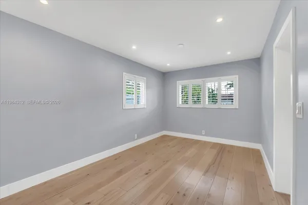 $5,000 | 10330 Southwest 51st Street, Miami, FL 33165