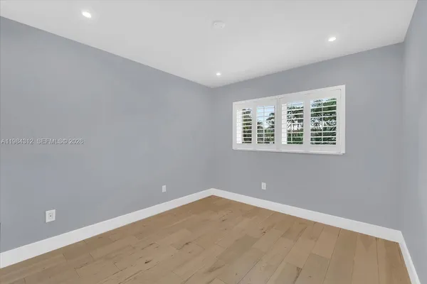 $5,000 | 10330 Southwest 51st Street, Miami, FL 33165