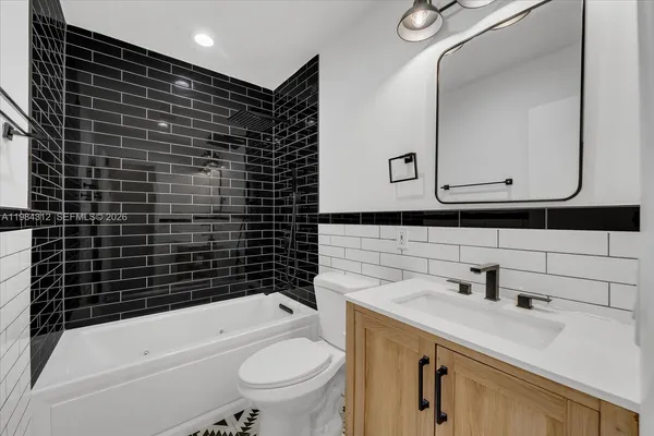 $5,000 | 10330 Southwest 51st Street, Miami, FL 33165