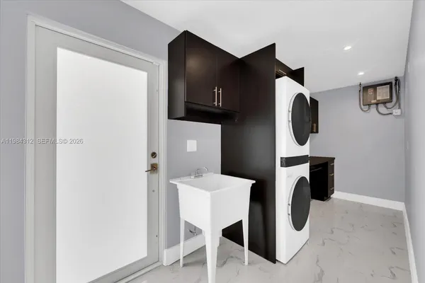 $5,000 | 10330 Southwest 51st Street, Miami, FL 33165