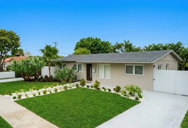 $5,000 | 10330 Southwest 51st Street, Miami, FL 33165