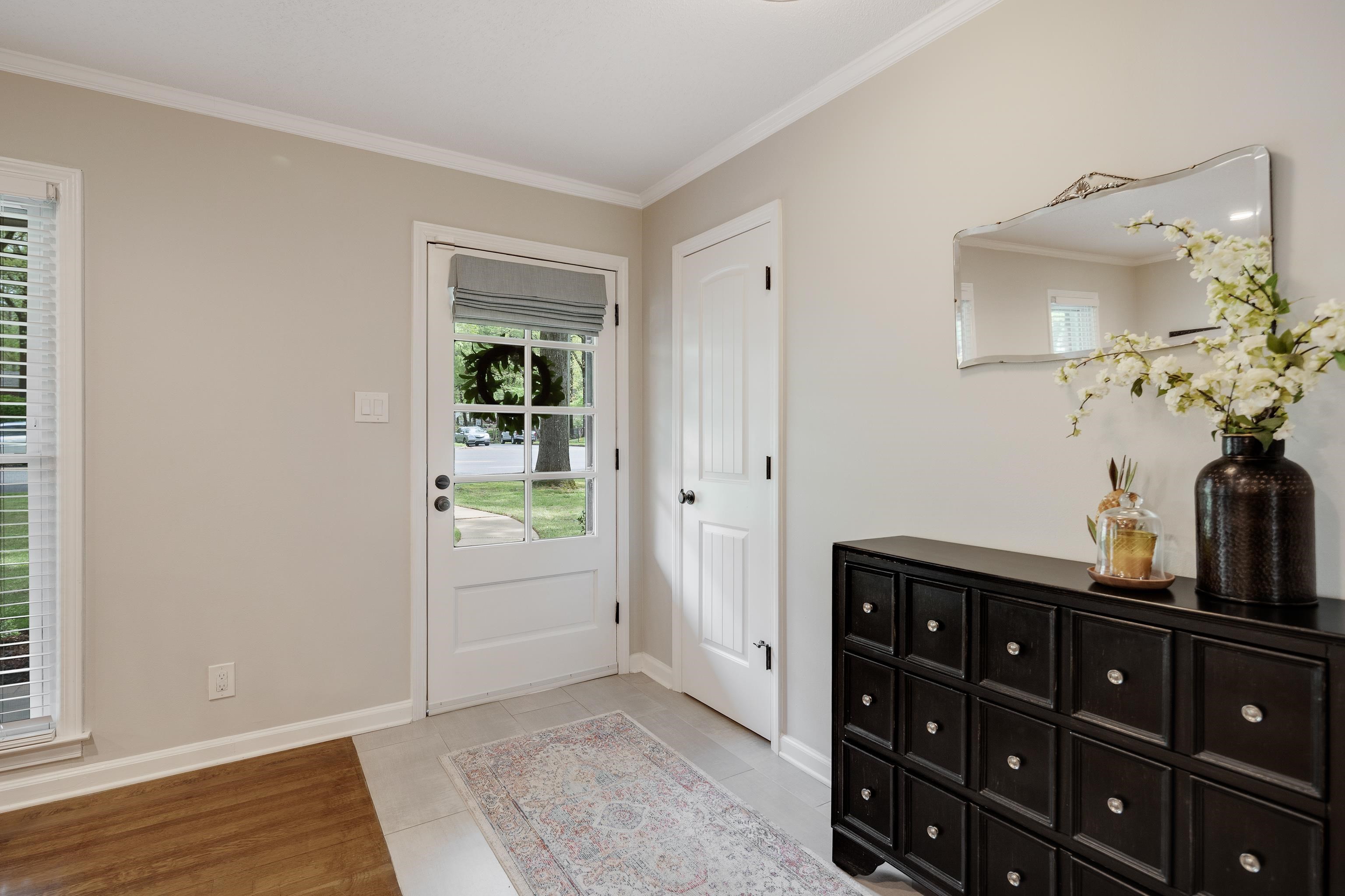 6215 Quince Road Memphis, TN 38119 - Photo 3 of 25 Gallery Image 3