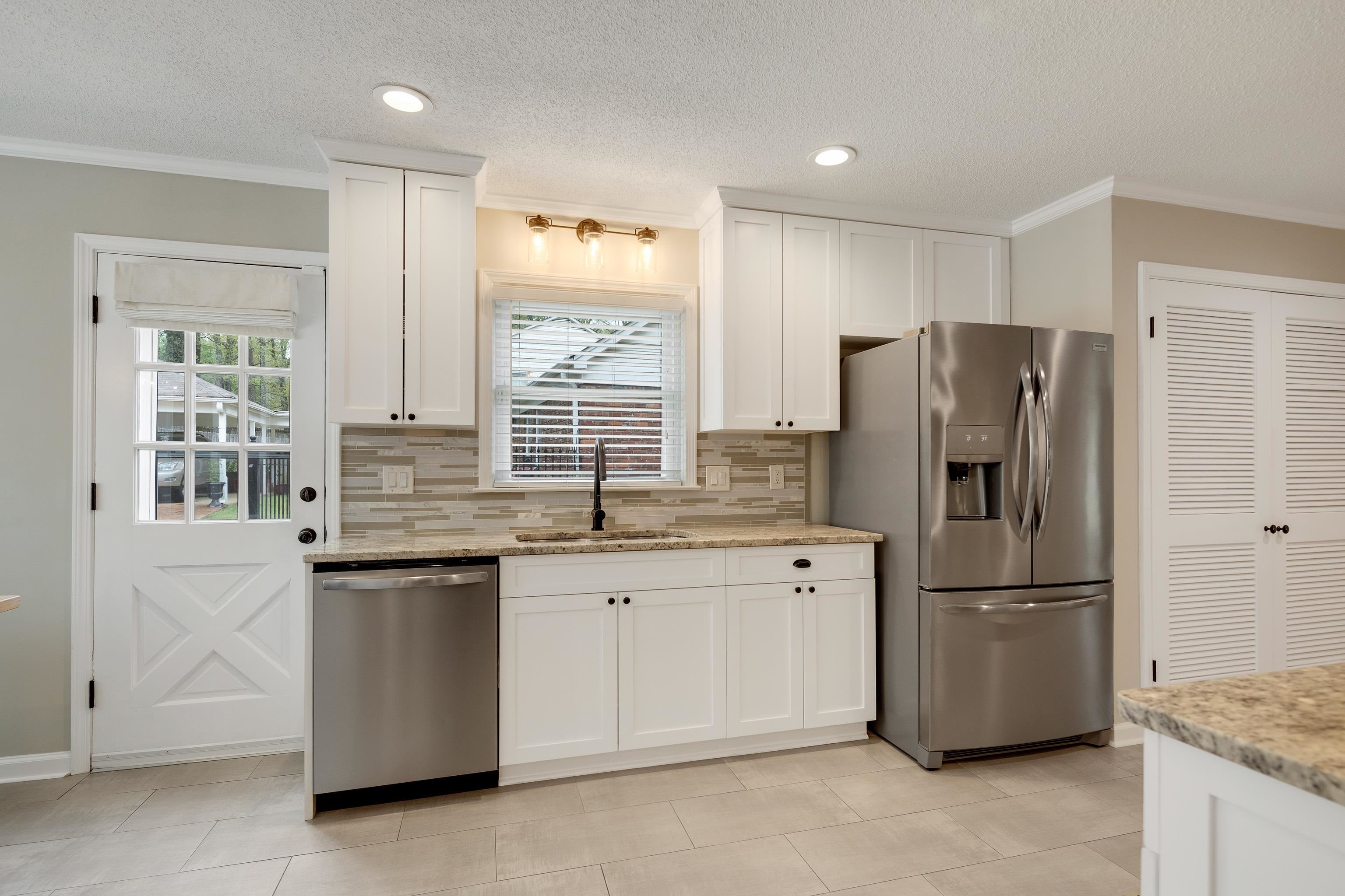 6215 Quince Road Memphis, TN 38119 - Photo 10 of 25 Gallery Image 10