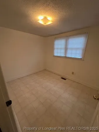 $1,000 | 13388 Nc Highway East, Lumberton, NC 28358