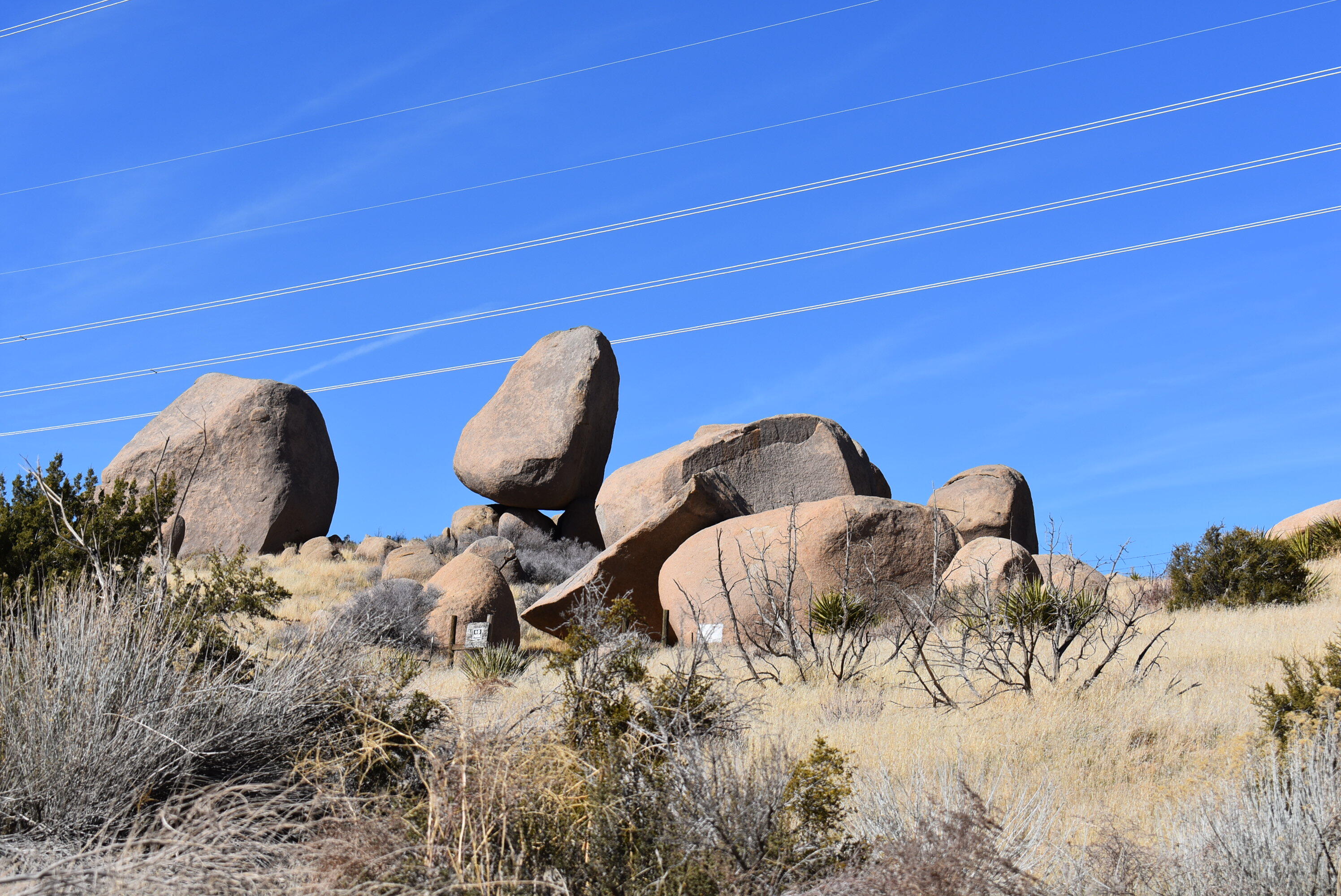 Andes Trail Apple Valley, CA 92308 - Photo 11 of 30 a view of a backyard with table and chairs