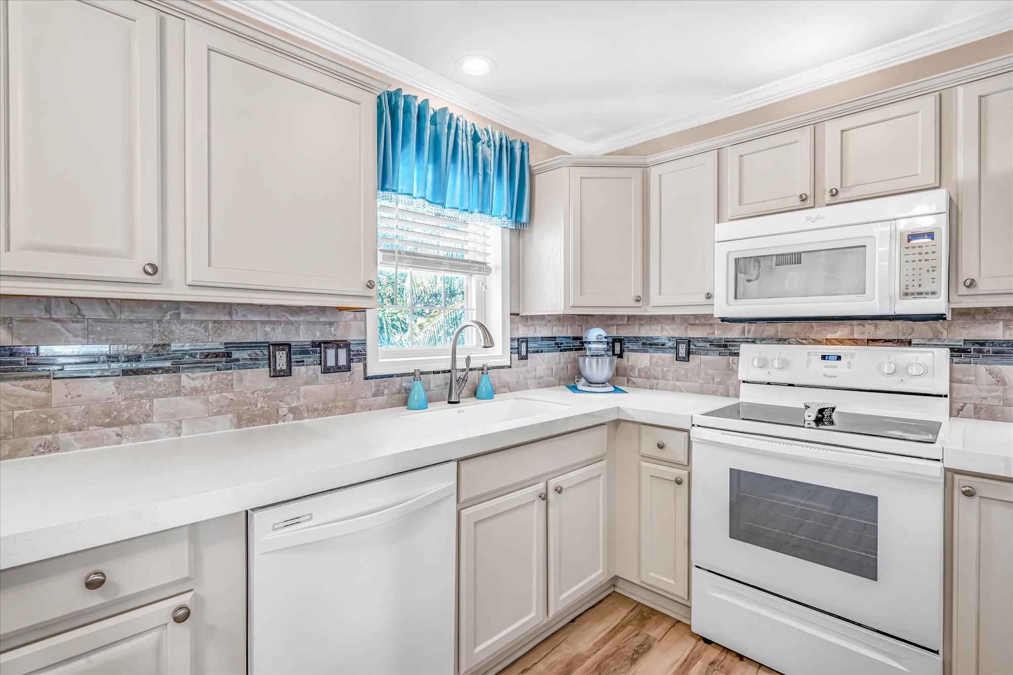 722 Largo Road Key Largo, FL 33037 - Photo 7 of 43 09-722 Largo Rd - All Keys Aerial & Phot