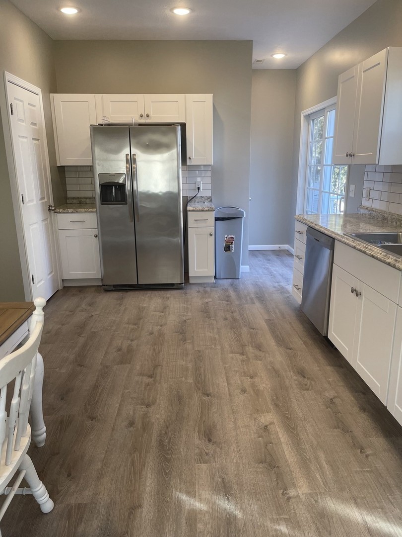 910 West Division Street Normal, IL 61761 - Photo 3 of 15 Gallery Image 3