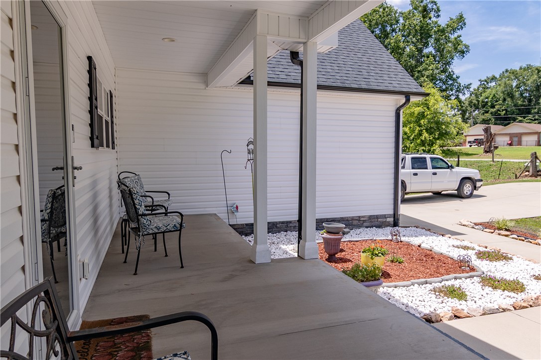 1719 Gerrard Road Anderson, SC 29625 - Photo 7 of 39 Front Porch