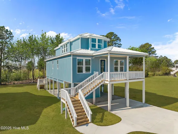 $525,000 | 3204 Whichards Beach Road, Chocowinity, NC 27817