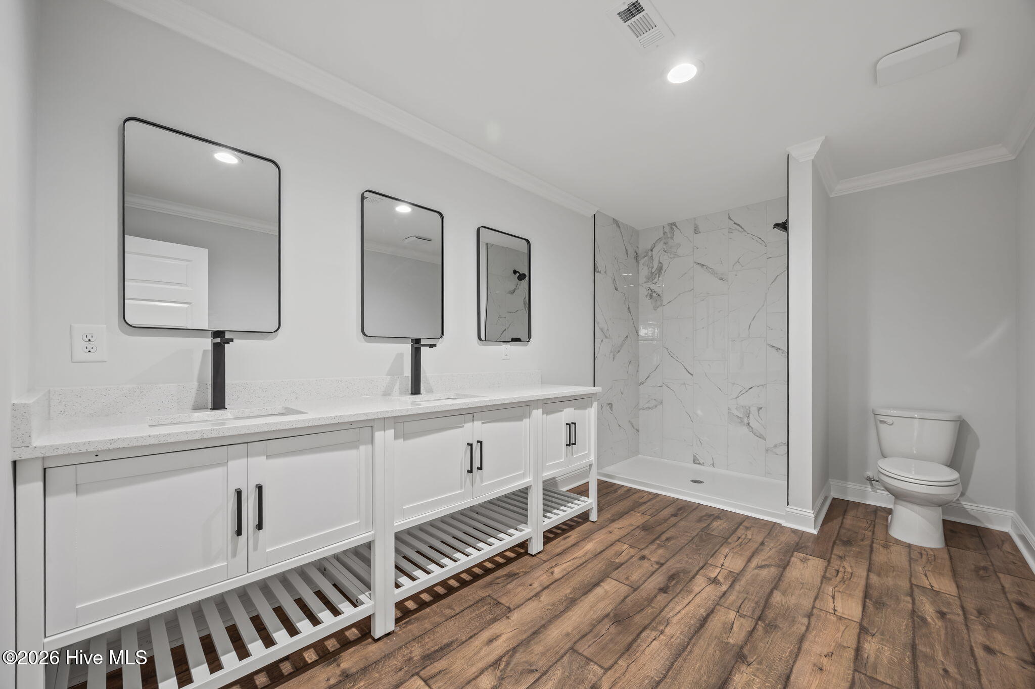 3204 Whichards Beach Road Chocowinity, NC 27817 - Photo 18 of 44 Bathroom 1