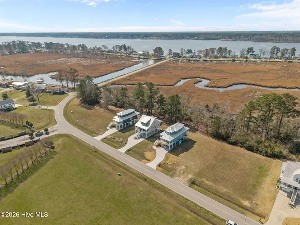 $525,000 | 3204 Whichards Beach Road, Chocowinity, NC 27817
