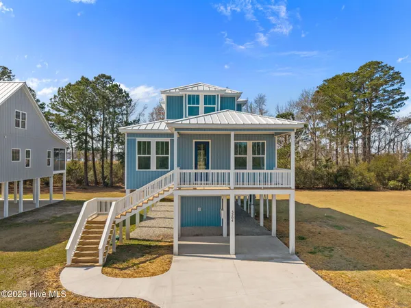 $525,000 | 3204 Whichards Beach Road, Chocowinity, NC 27817