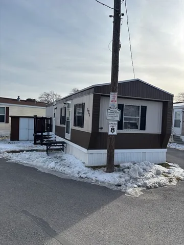 $1,500 | 557-121 Southwest Cutoff, Unit U:121, Worcester, MA 01607