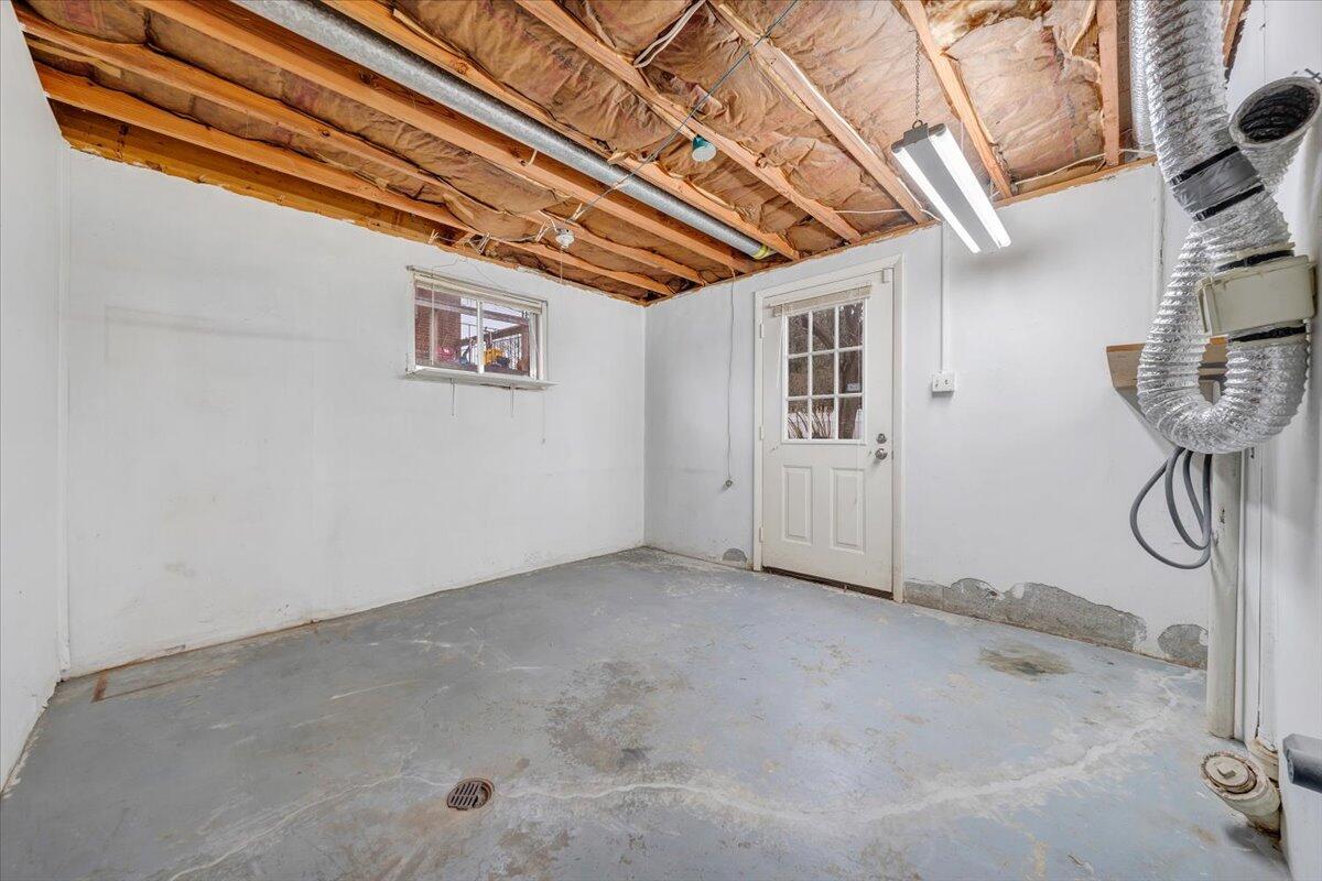 531 Water Oak Road Roanoke, VA 24019 - Photo 30 of 40 30-MIB00869