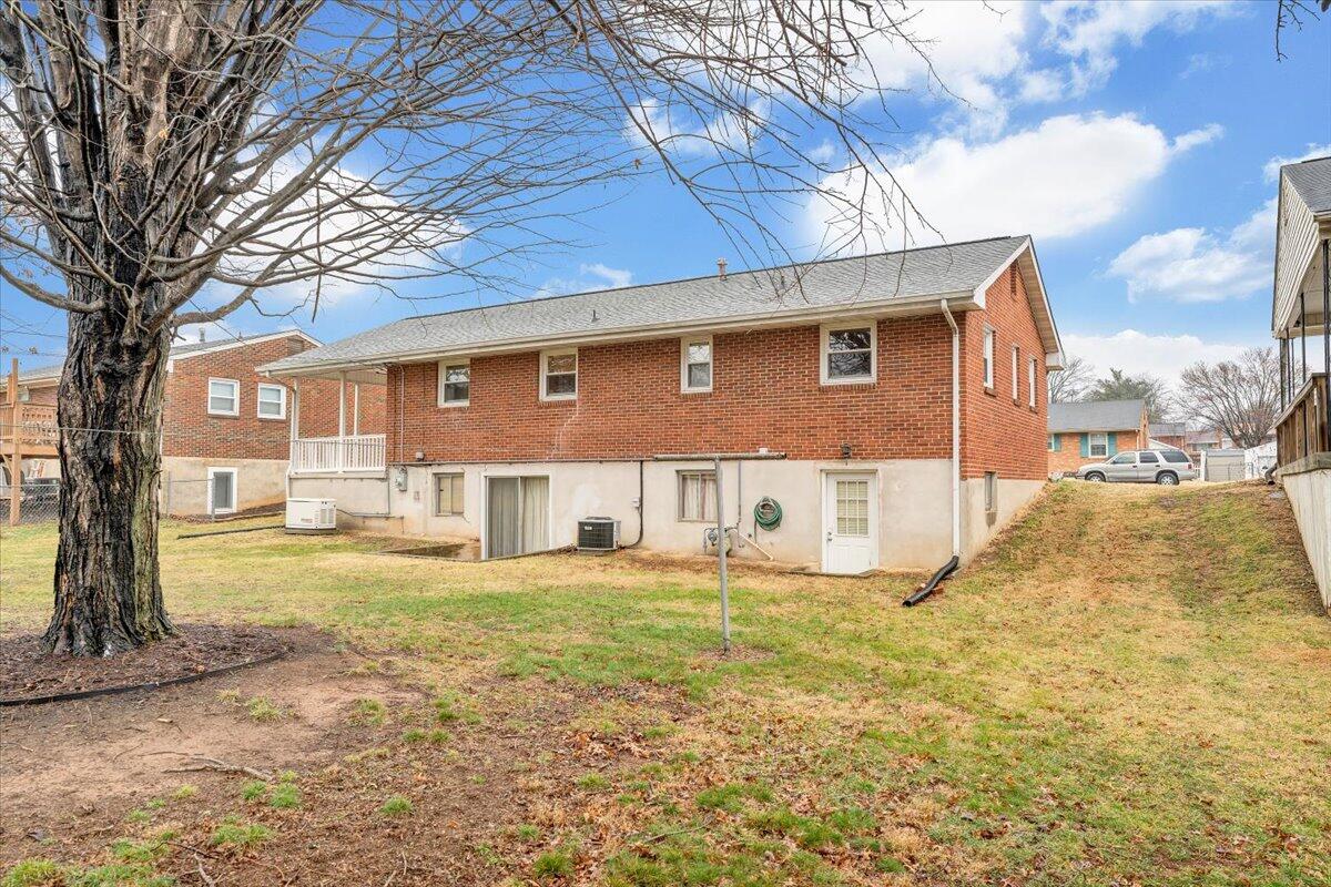 531 Water Oak Road Roanoke, VA 24019 - Photo 39 of 40 42-MIB00761