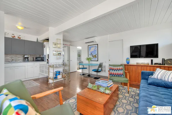 $319,000 | 1111 East Palm Canyon Drive, Unit 225, Palm Springs, CA 92264