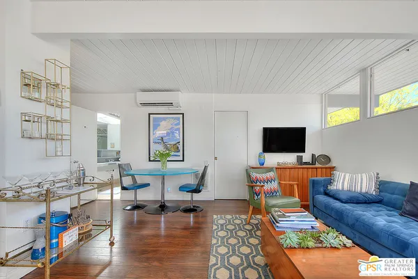 $319,000 | 1111 East Palm Canyon Drive, Unit 225, Palm Springs, CA 92264